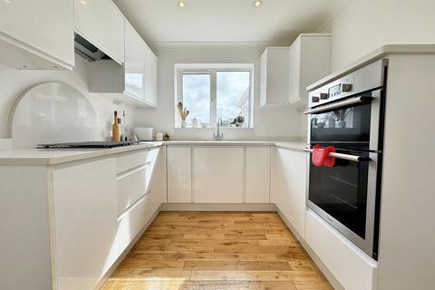 83 Bryn Twr, Abergele, LL22 8DD