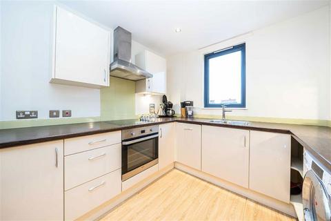 2 bedroom flat to rent, Webber Street, London SE1