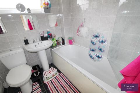 6 Bluebird Hill, Aston, Sheffield, S26 2GN