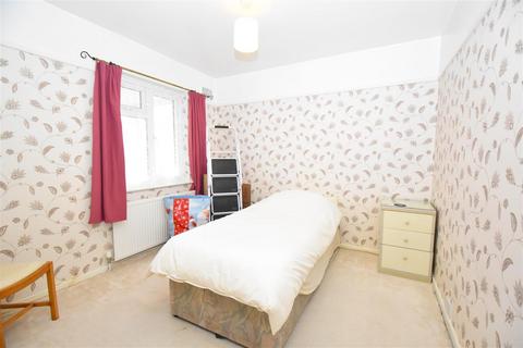 345 Ashingdon Road, Rochford, SS4 3DB