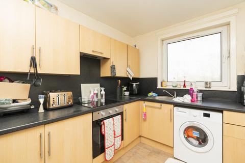 2 bedroom flat for sale, Spey Drive, Dundee DD2