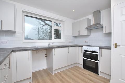 2 bedroom maisonette to rent, Worplesdon Road, Guildford, Surrey, GU2