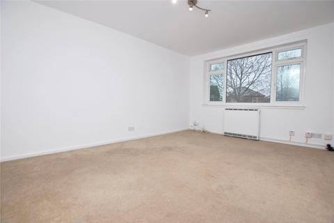 2 bedroom maisonette to rent, Worplesdon Road, Guildford, Surrey, GU2