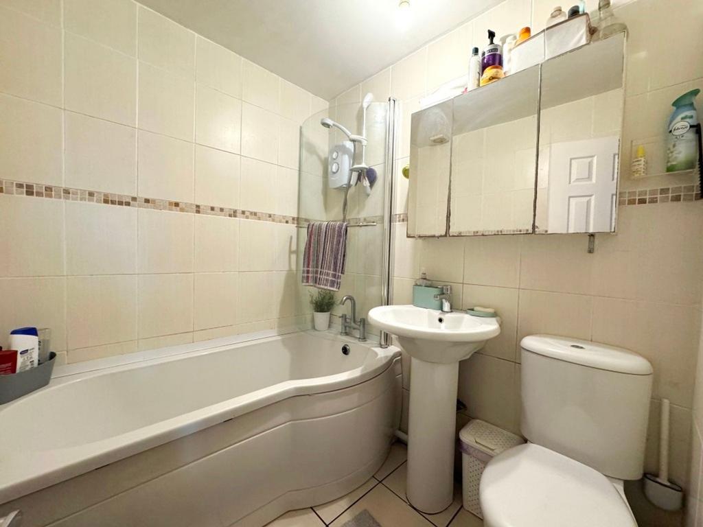 Ground Floor Bathroom