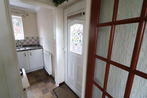 1 bedroom semi-detached house for sale, Sandwick Crescent, Birches Head, Stoke-On-Trent