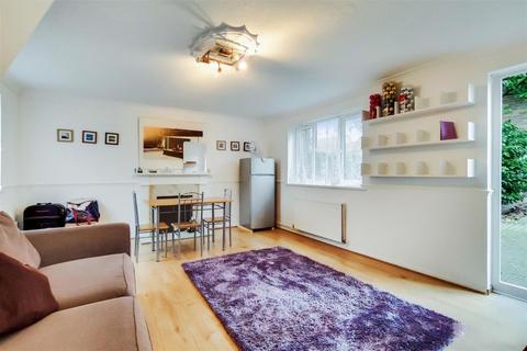 3 bedroom end of terrace house to rent, Jasper Road | E16 | London