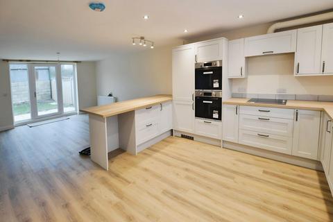 4 bedroom barn conversion to rent, Walton Road, Kimcote