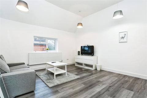 1 bedroom apartment for sale, Station Road, Newport Pagnell, Buckinghamshire, MK16