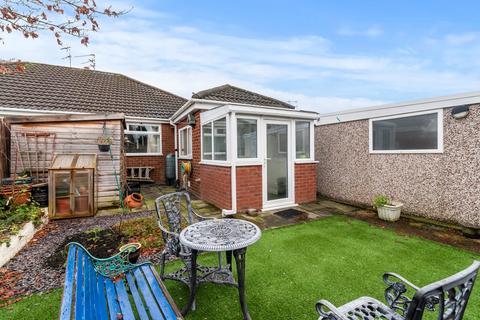 2 bedroom semi-detached bungalow for sale, Bromley Close, Fearnhead, WA2