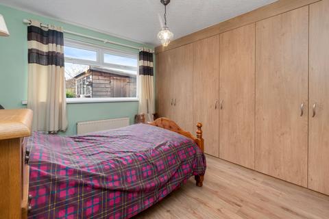 7 Bromley Close, Fearnhead, Warrington, WA2 0AS