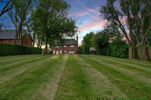 5 bedroom detached house for sale, Stretton Road, Chesterfield S45