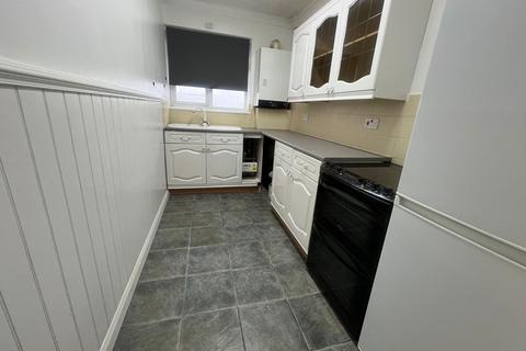 2 bedroom flat to rent, Meadway Court, Whalebone Lane South, Dagenham, Essex, RM8