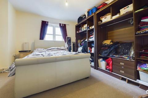 2 bedroom flat for sale, Watergate Court, Leicester, LE3