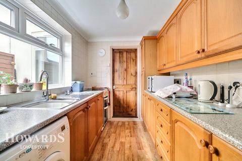 55 Maidstone Road, Lowestoft, NR32 2AY