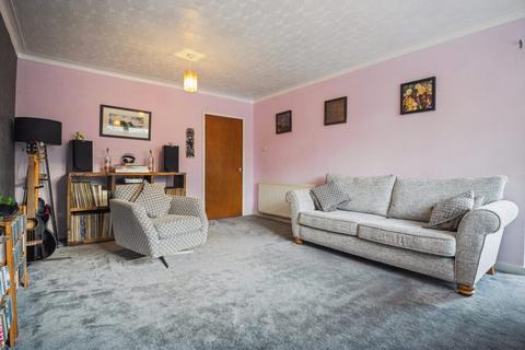 2 bedroom flat for sale, Balcarres Avenue, Kelvindale, Glasgow, G12 0QN