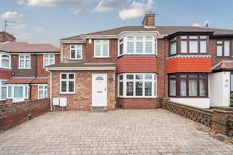 5 bedroom semi-detached house for sale, Peareswood Gardens, Stanmore, Middlesex