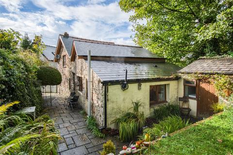 2 bedroom cottage for sale, St John's Hill, Tenby