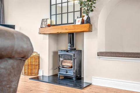 66 Denholm Road, Sutton Coldfield, B73 6PN