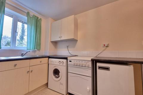 1 bedroom flat for sale, Express Drive, Ilford