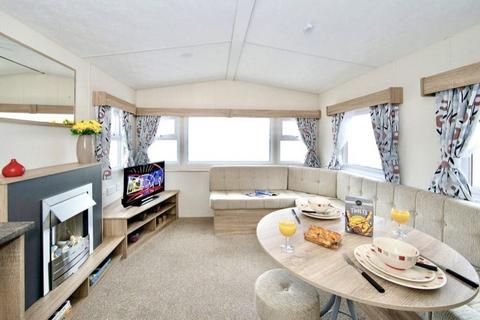 2 bedroom static caravan for sale, Sand le Mere Holiday Park