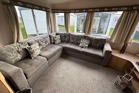 3 bedroom static caravan for sale, Sand le Mere Holiday Park