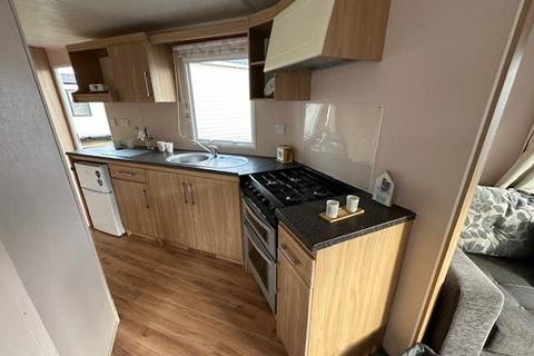 3 bedroom static caravan for sale, Sand le Mere Holiday Park