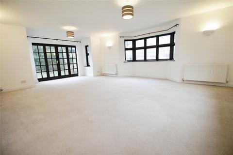 4 bedroom detached house to rent, High Road,, Langdon Hills,, Basildon,, SS16