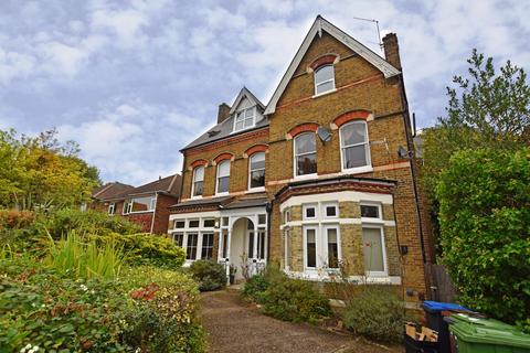 2 bedroom flat to rent, Shortlands Grove Shortlands BR2