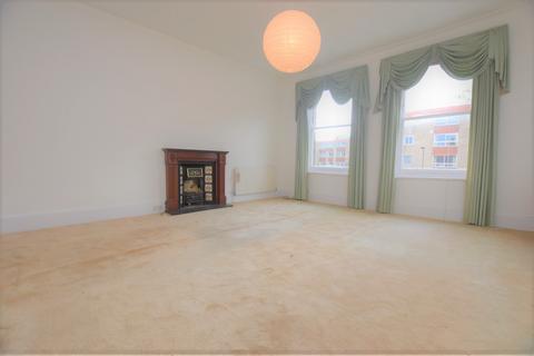 2 bedroom flat to rent, Shortlands Grove Shortlands BR2