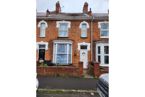 3 bedroom terraced house to rent, Camden Road, Bridgwater, Somerset