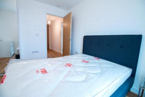 1 bedroom flat to rent, Media City, Michigan Point Tower B, 11 Michigan Avenue, Salford, M50