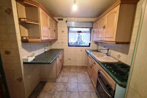 2 bedroom terraced house for sale, Eccles Close, Openshaw