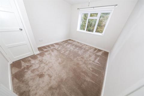 21 Carleton Crescent, Glenrothes, KY7 5AN