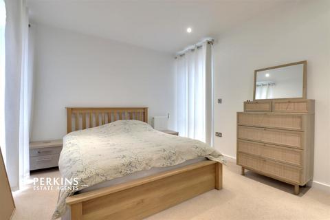 4, Adamson Court Fleming Road, Southall, UB1 3LP