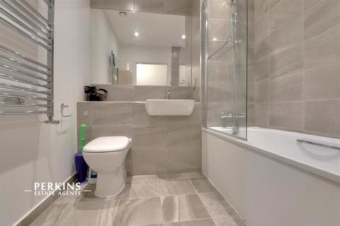 4, Adamson Court Fleming Road, Southall, UB1 3LP