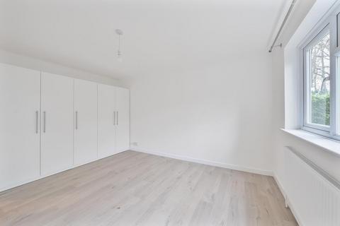 2 bedroom apartment to rent, Hendon Lane,  Finchley,  N3