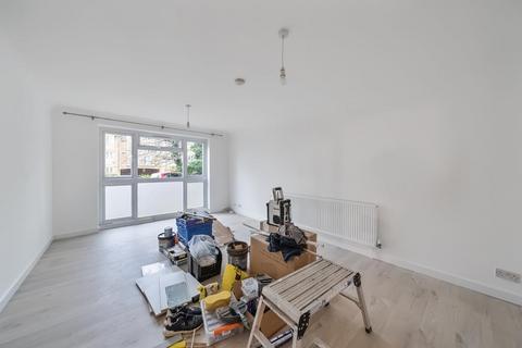 2 bedroom apartment to rent, Hendon Lane,  Finchley,  N3