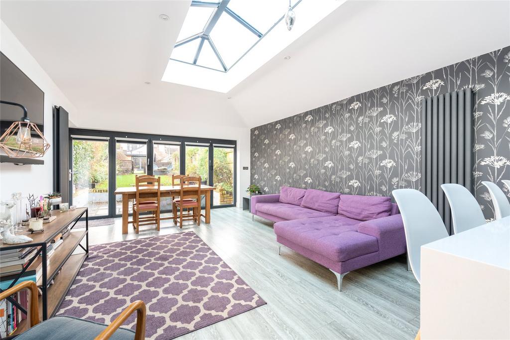 Kitchen/Family Room