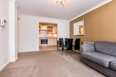 2 bedroom flat for sale, High Wycombe,  Buckinghamshire,  HP11