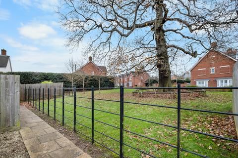 2 bedroom terraced house for sale, Fiery Hill Road, Barnt Green, Birmingham B45