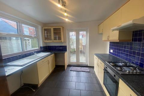 2 bedroom terraced house to rent, Hardwick Street, HULL, HU5 3PJ