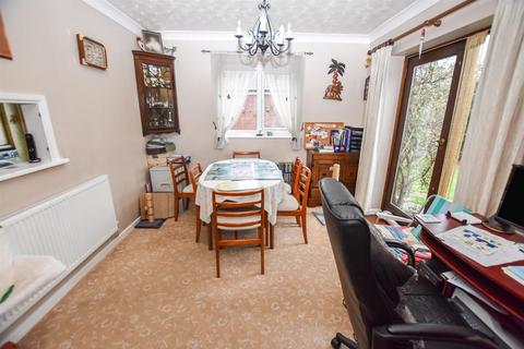 4 bedroom detached house for sale, Fennfields Road, South Woodham Ferrers