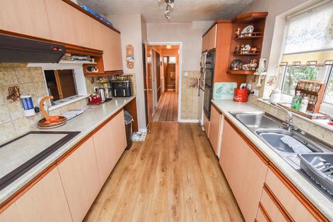 4 bedroom detached house for sale, Fennfields Road, South Woodham Ferrers