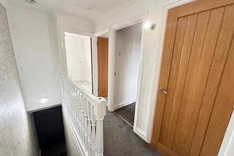 3 bedroom end of terrace house for sale, Walkways, Canvey Island