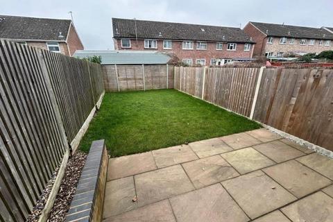 3 bedroom semi-detached house to rent, Newbury,  Berkshire,  RG14