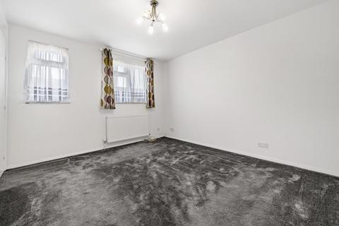 22 Bronte Close, Aylesbury, HP19 8LF