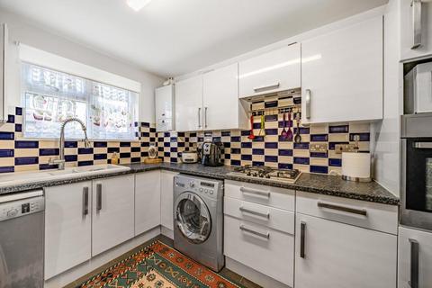 22 Bronte Close, Aylesbury, HP19 8LF
