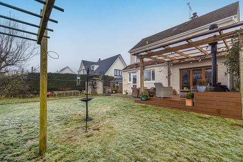 3 bedroom detached villa for sale, Castlehill Drive, Newton Mearns