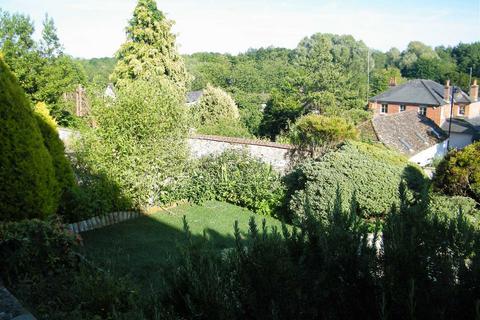 2 bedroom terraced house to rent, Lynch Hill, Whitchurch