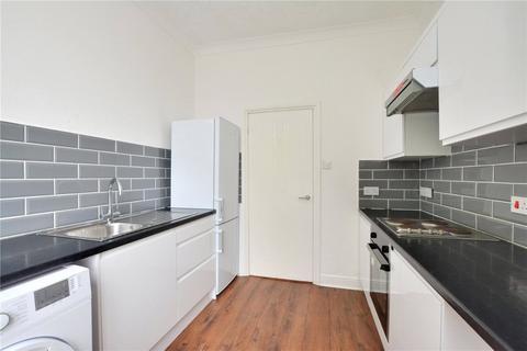 1 bedroom apartment to rent, Grove Park Road, London, SE9